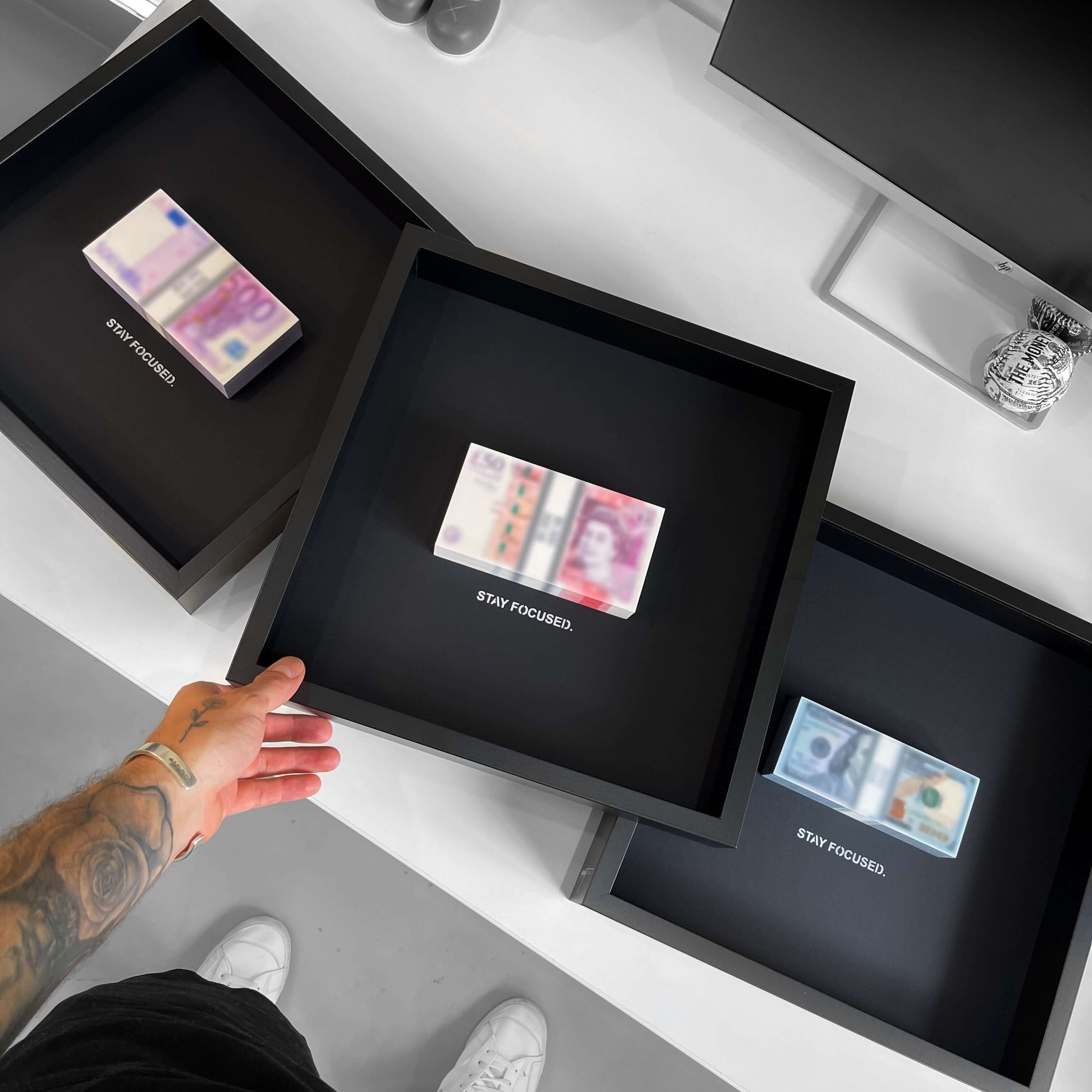 Blurred Stack - GBP - Image 4