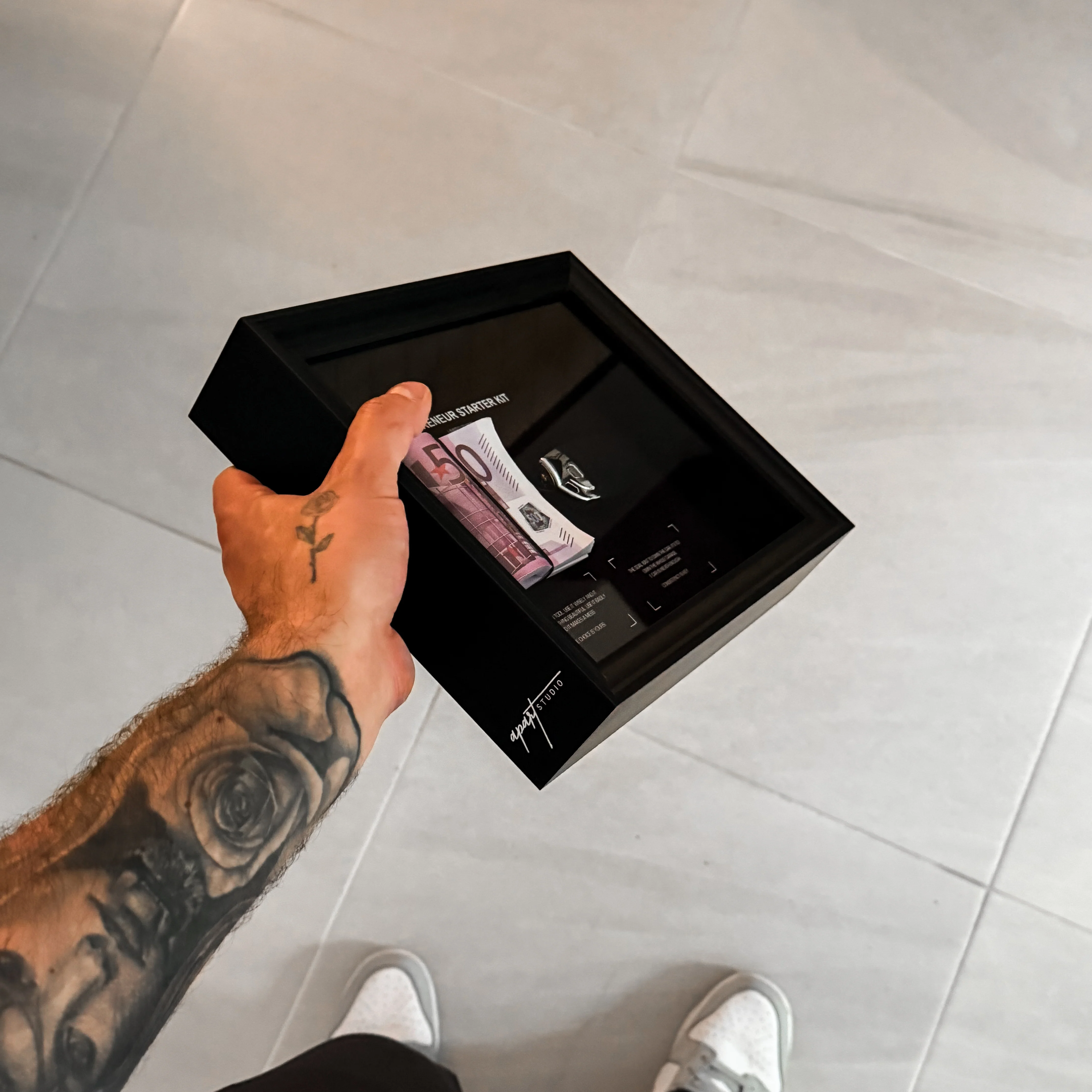 Entrepreneur Starter Kit EUR - Lamborghini - Image 3